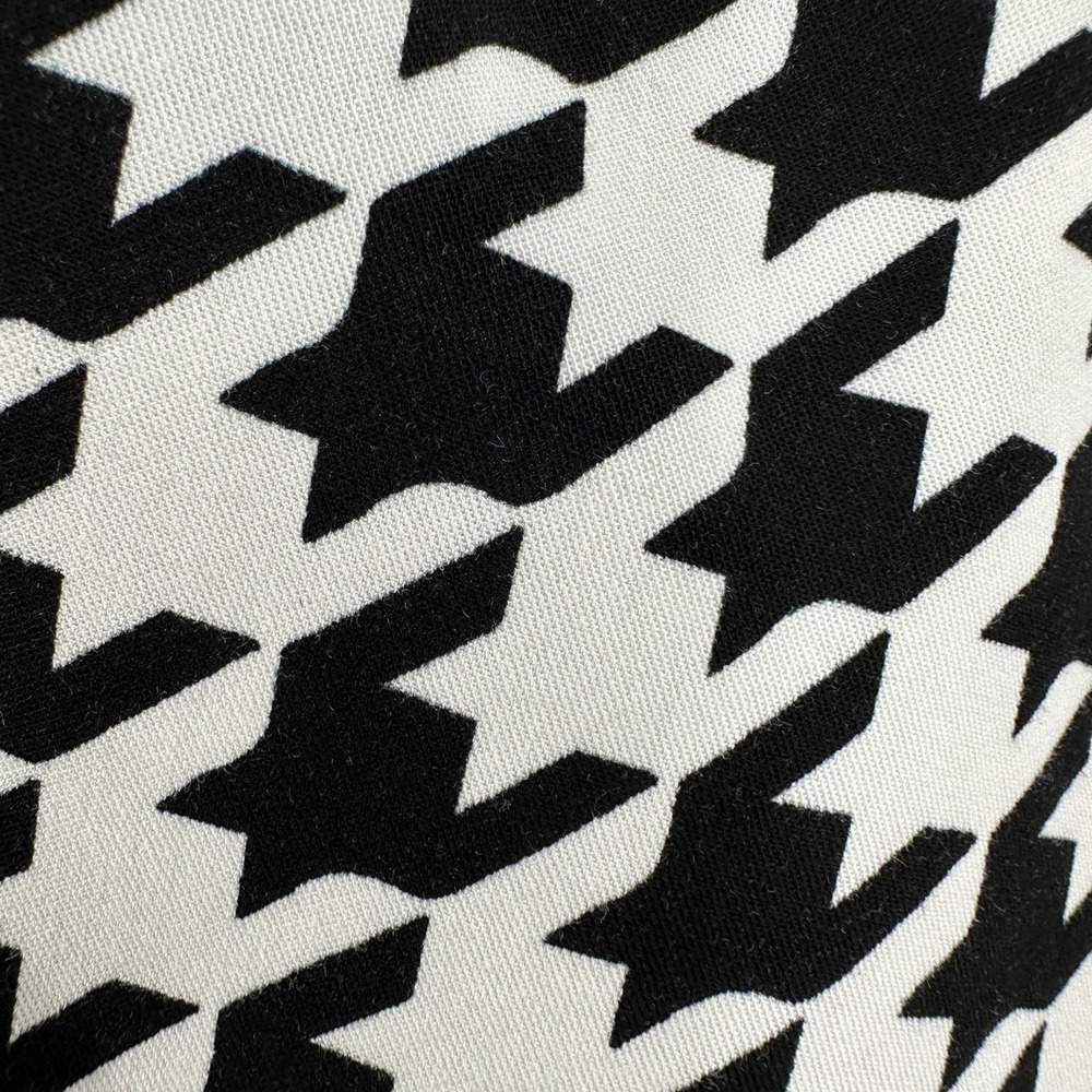 Women's Black and White Houndstooth Top - Picture 6 of 12